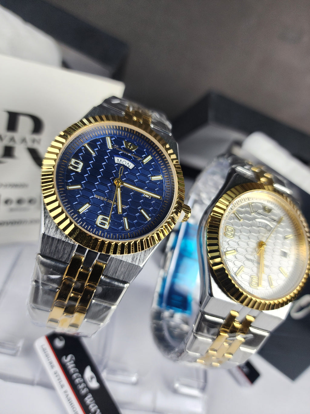 Luxury Successway (Day - Date) L270 - Two Tone - Blue Dial