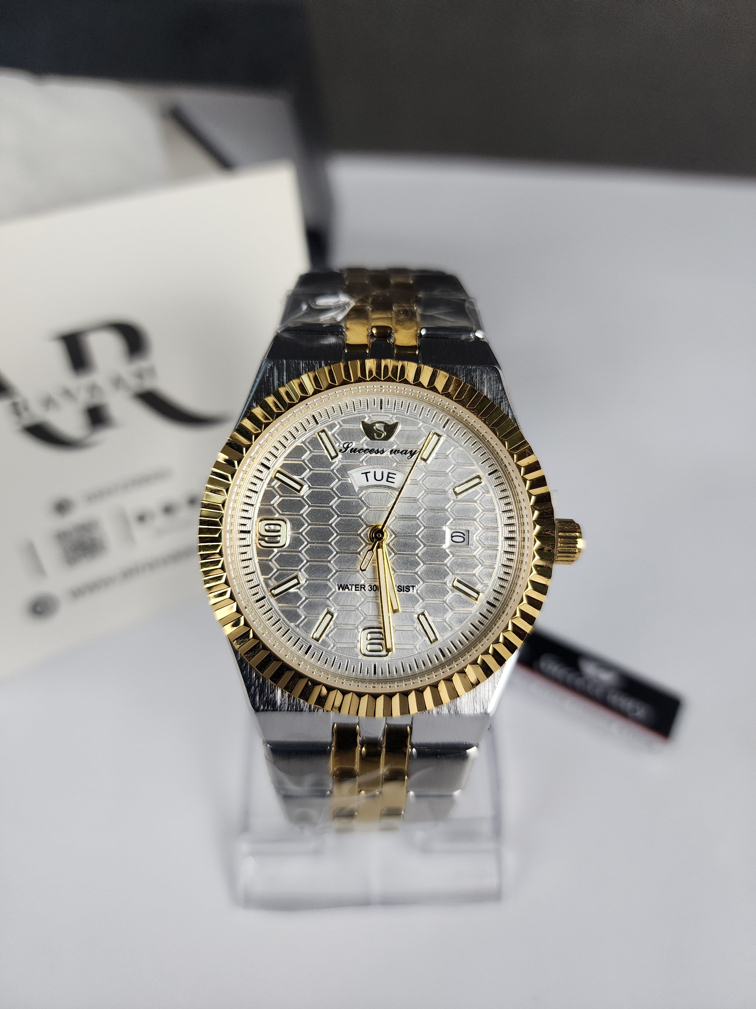 Luxury Successway (Day - Date) L270 - Two Tone - Silver Dial