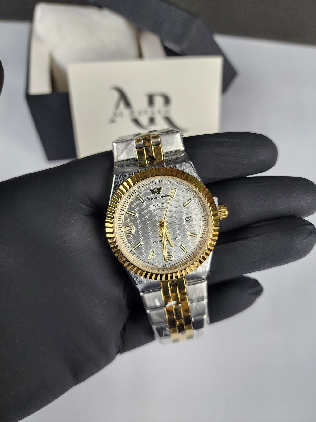 Luxury Successway (Day - Date) L270 - Two Tone - Silver Dial