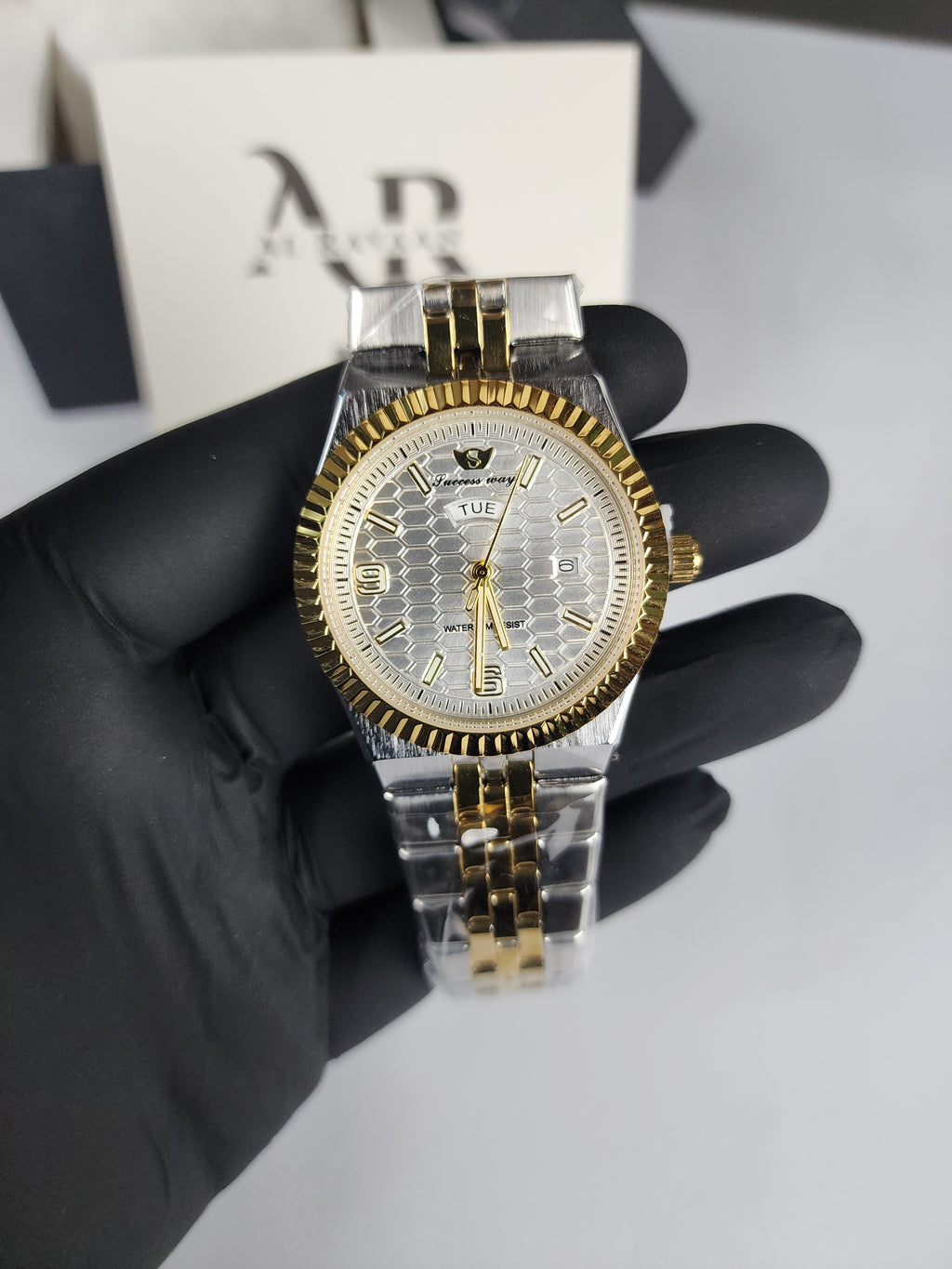 Luxury Successway (Day - Date) L270 - Two Tone - Silver Dial