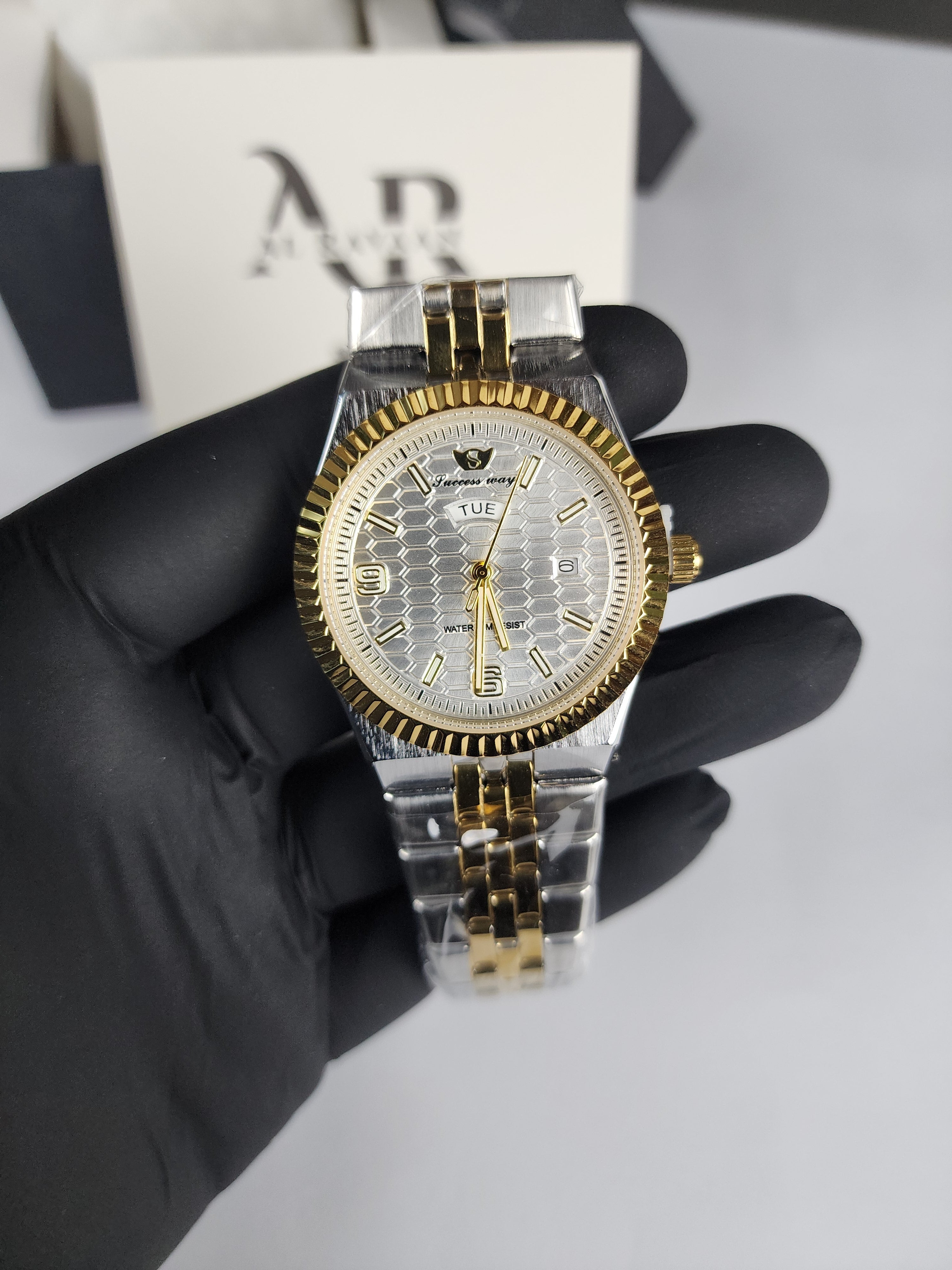 Luxury Successway (Day - Date) L270 - Two Tone - Silver Dial