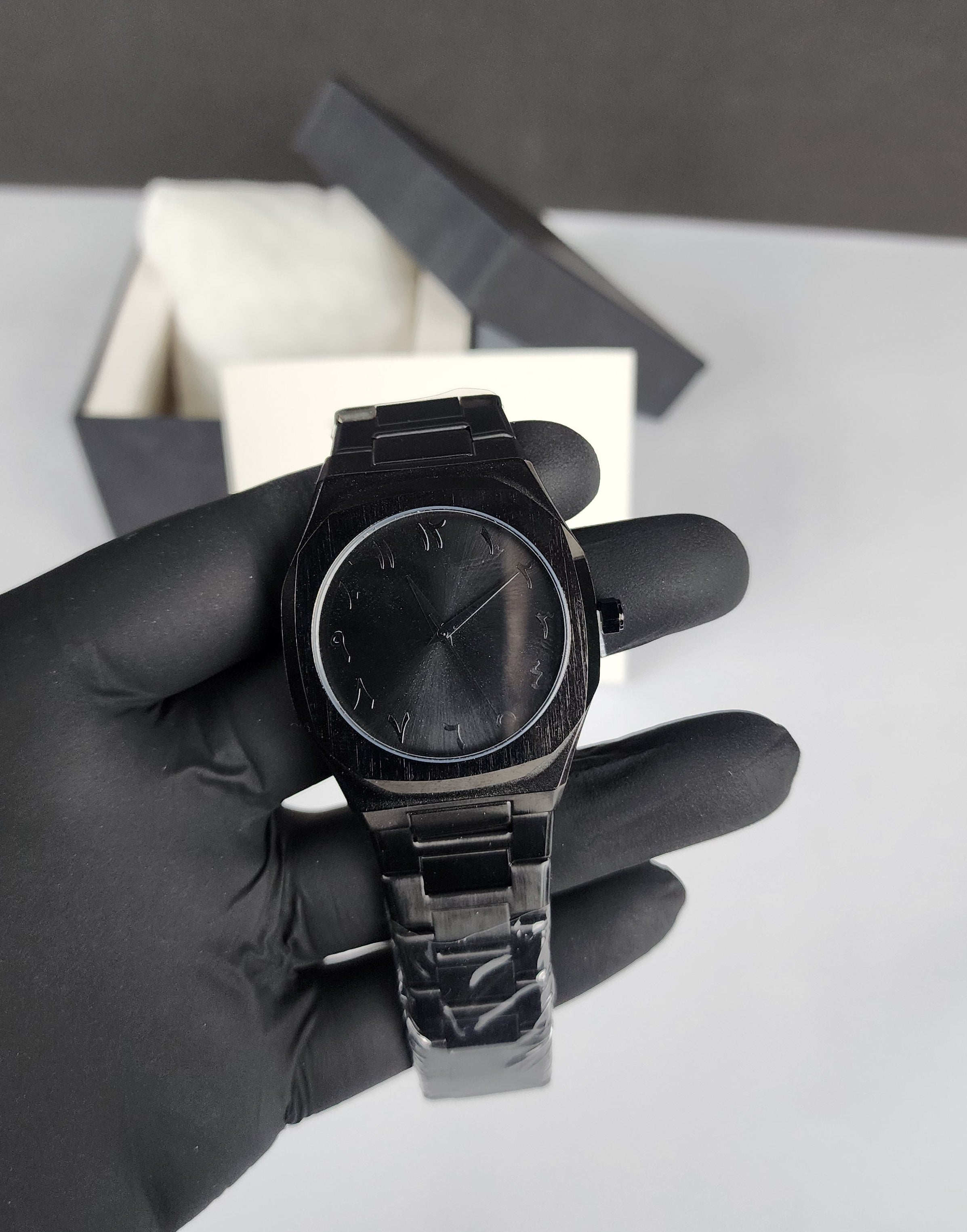 Bestwin Arabic - Aura #813 - Black