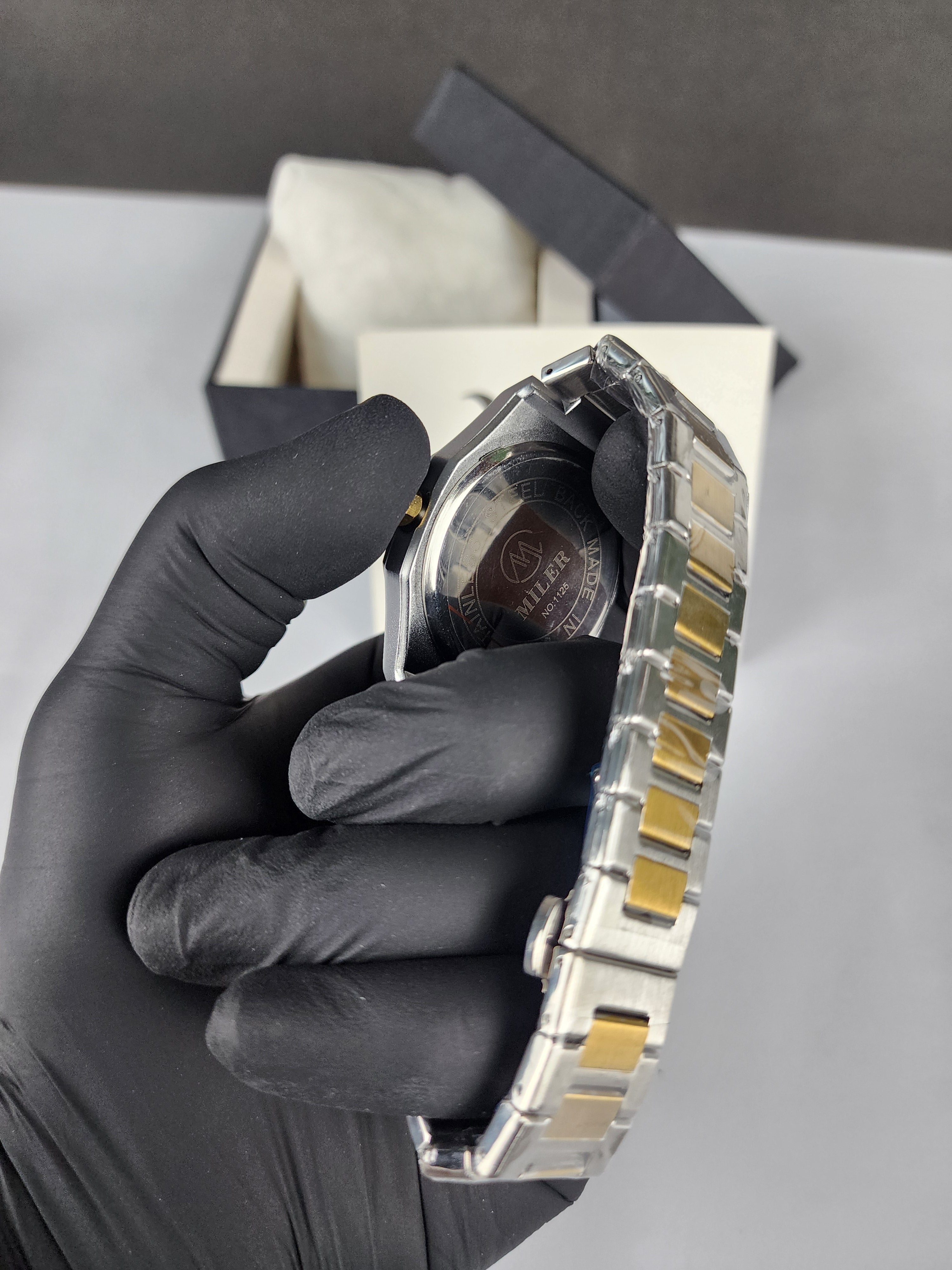 Miler Arabic - Aura #1125 - Two Tone