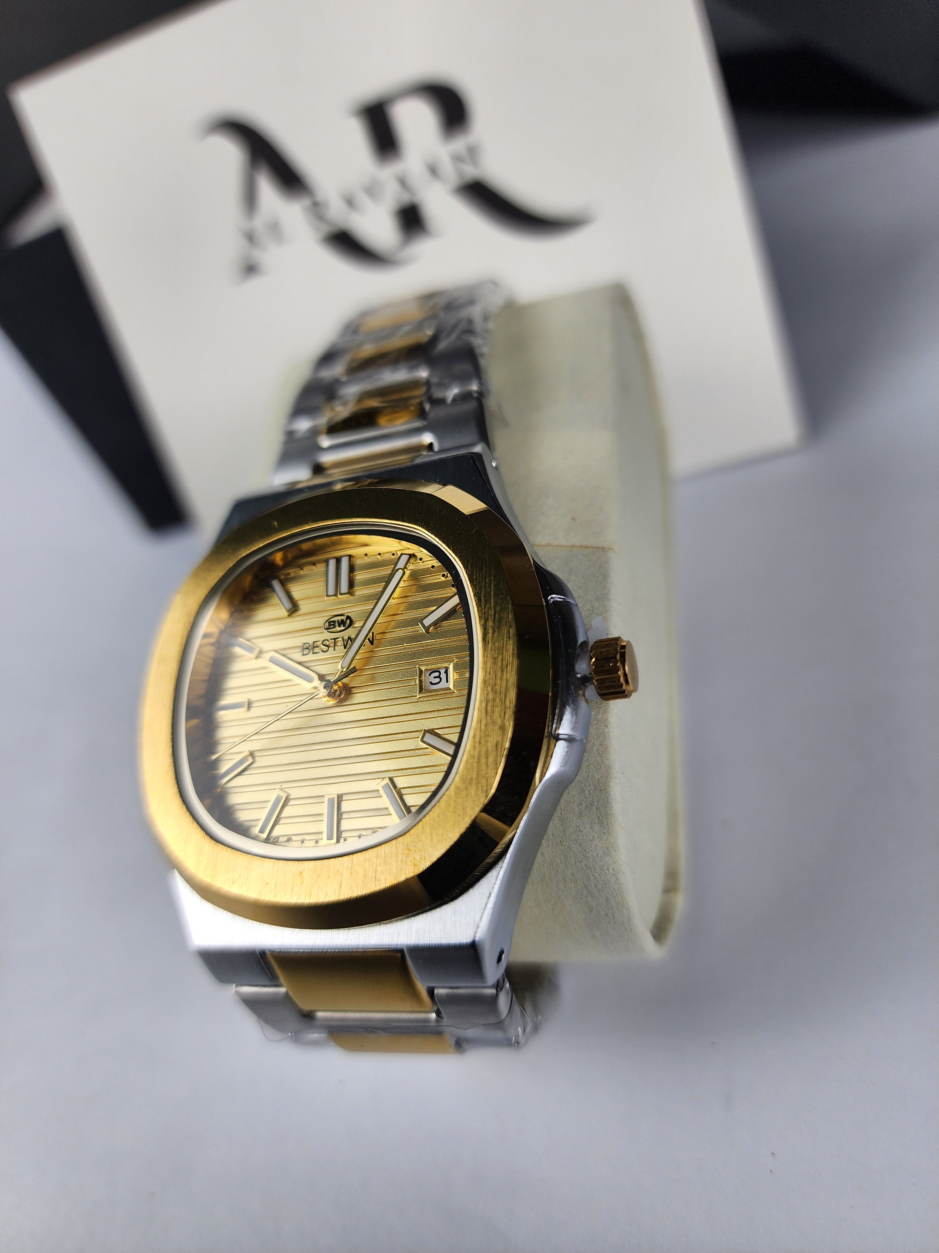 Bestwin Nautilus #137 - Two Tone - Golden Dial
