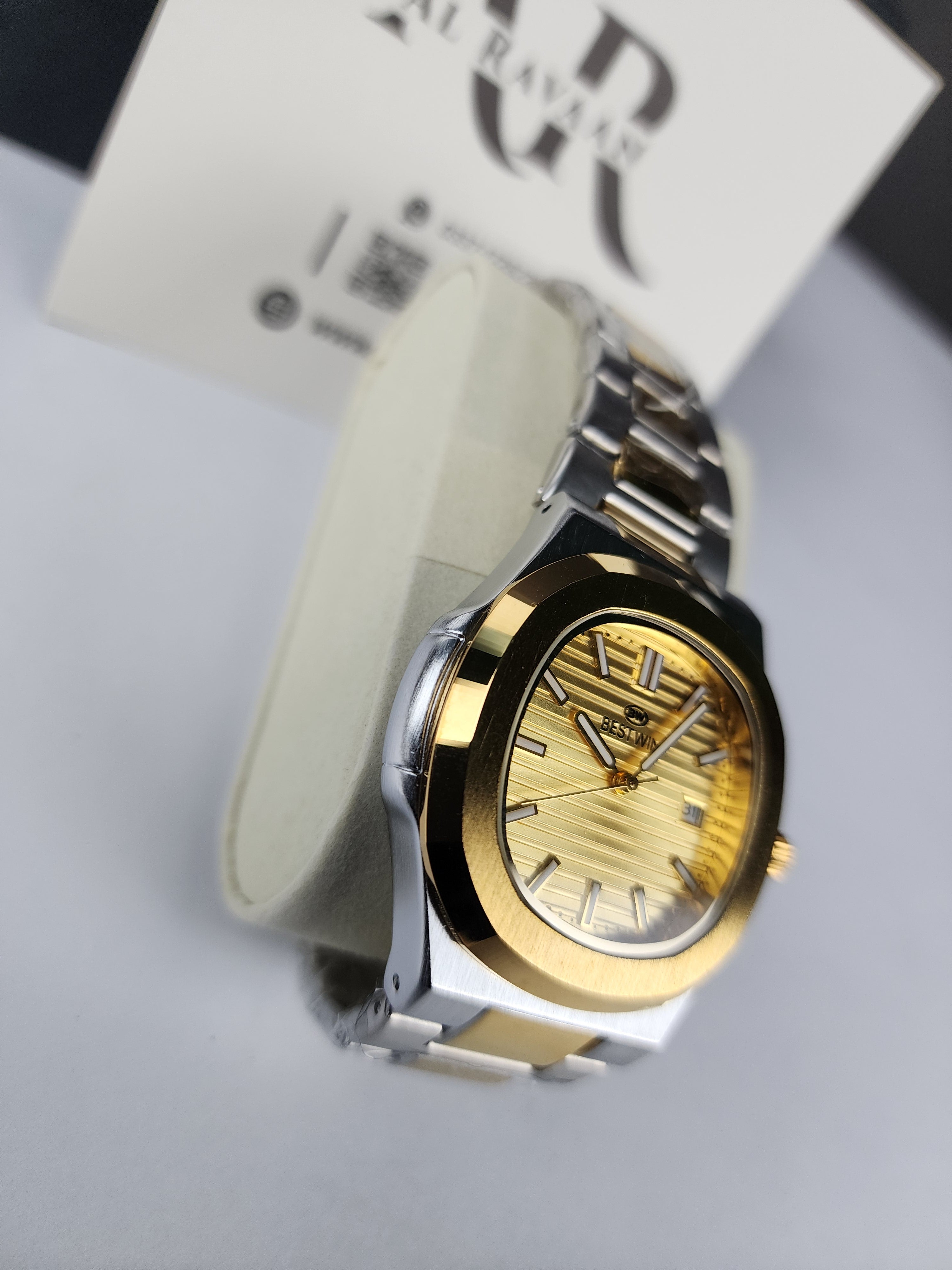 Bestwin Nautilus #137 - Two Tone - Golden Dial