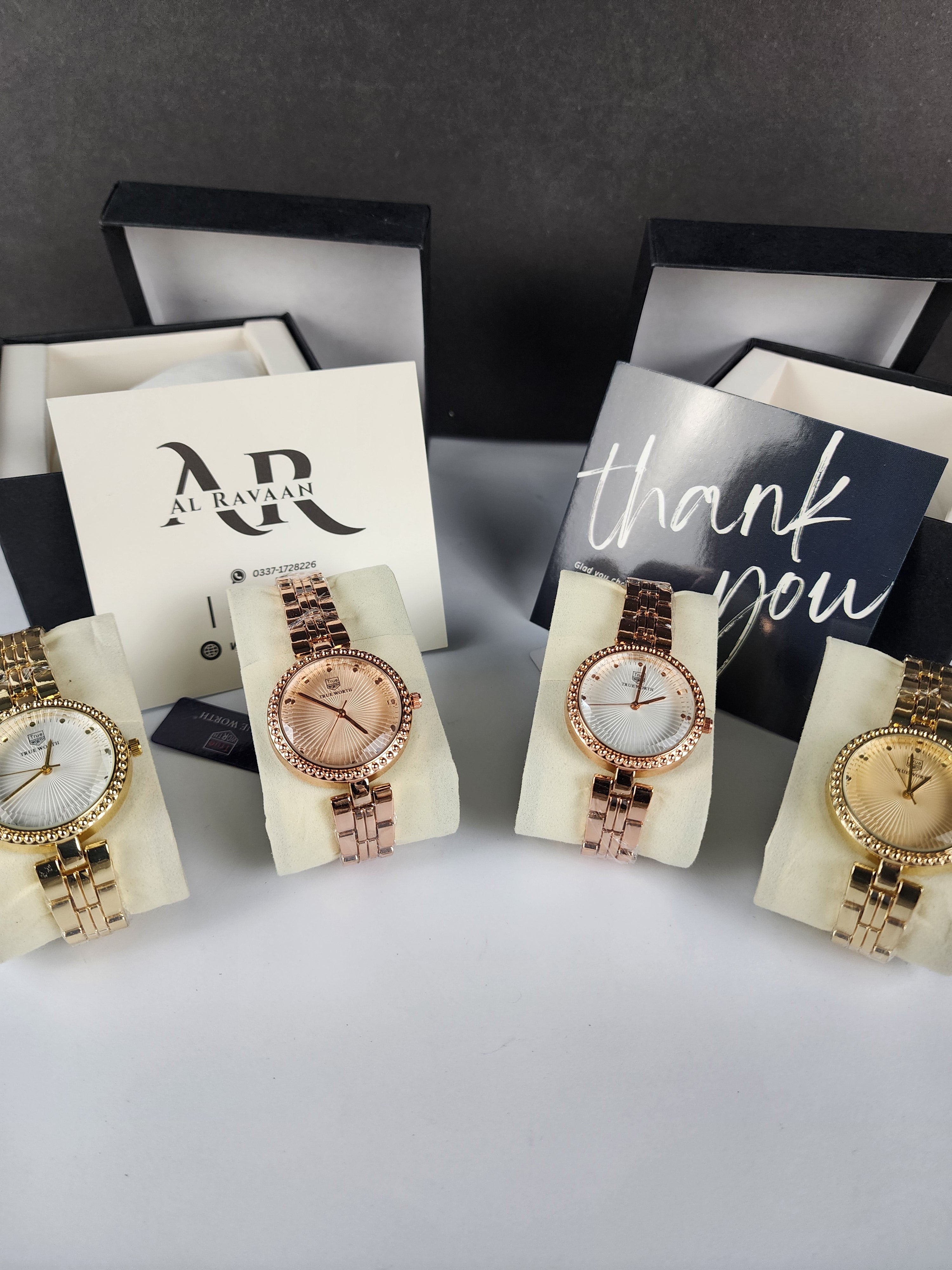 True Worth Model 05 - Pearl Dot Bezel - Rose Gold