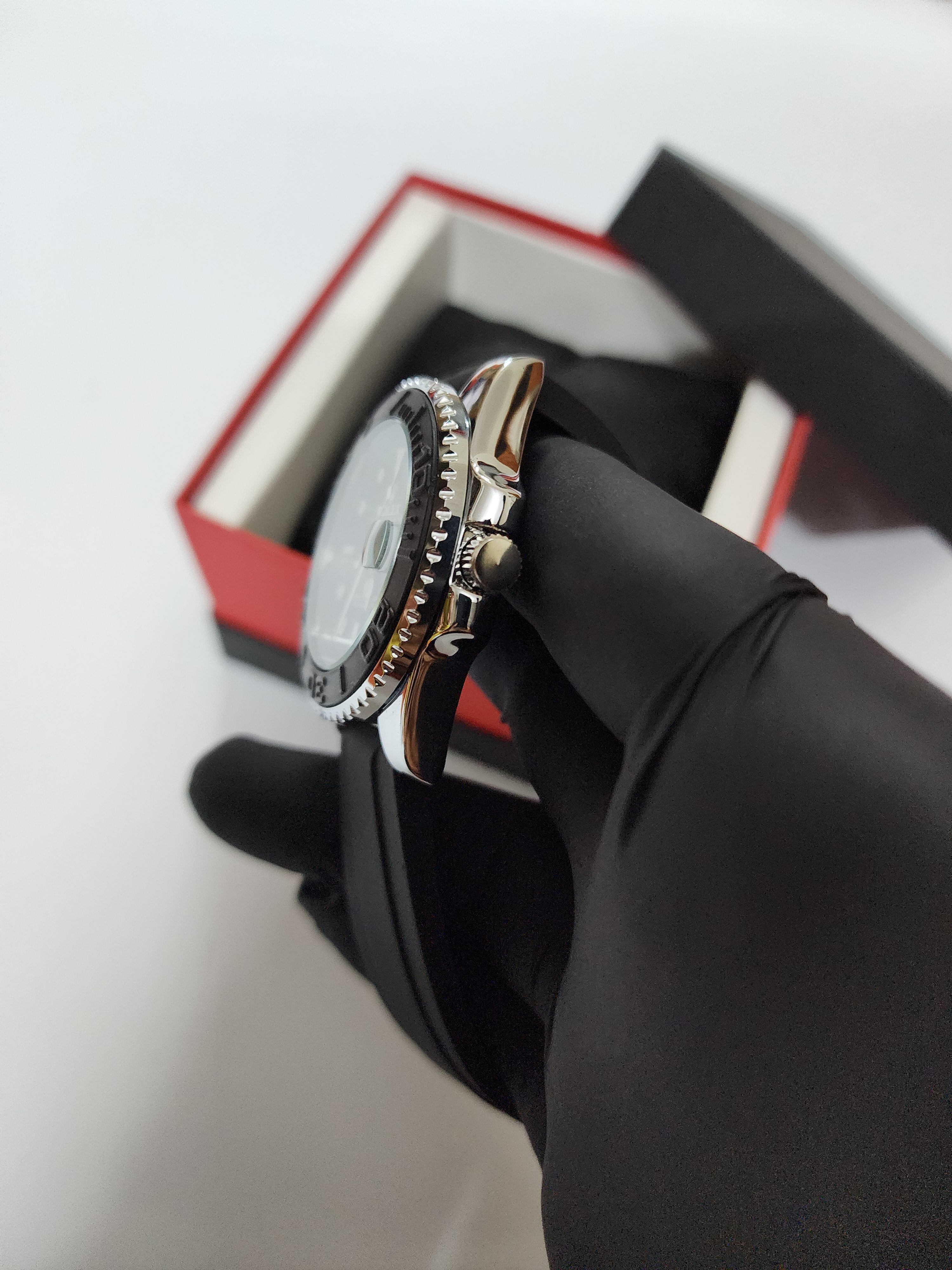 Rolex Rotating Bezel - Date Adjustment - Black Pvc Strap