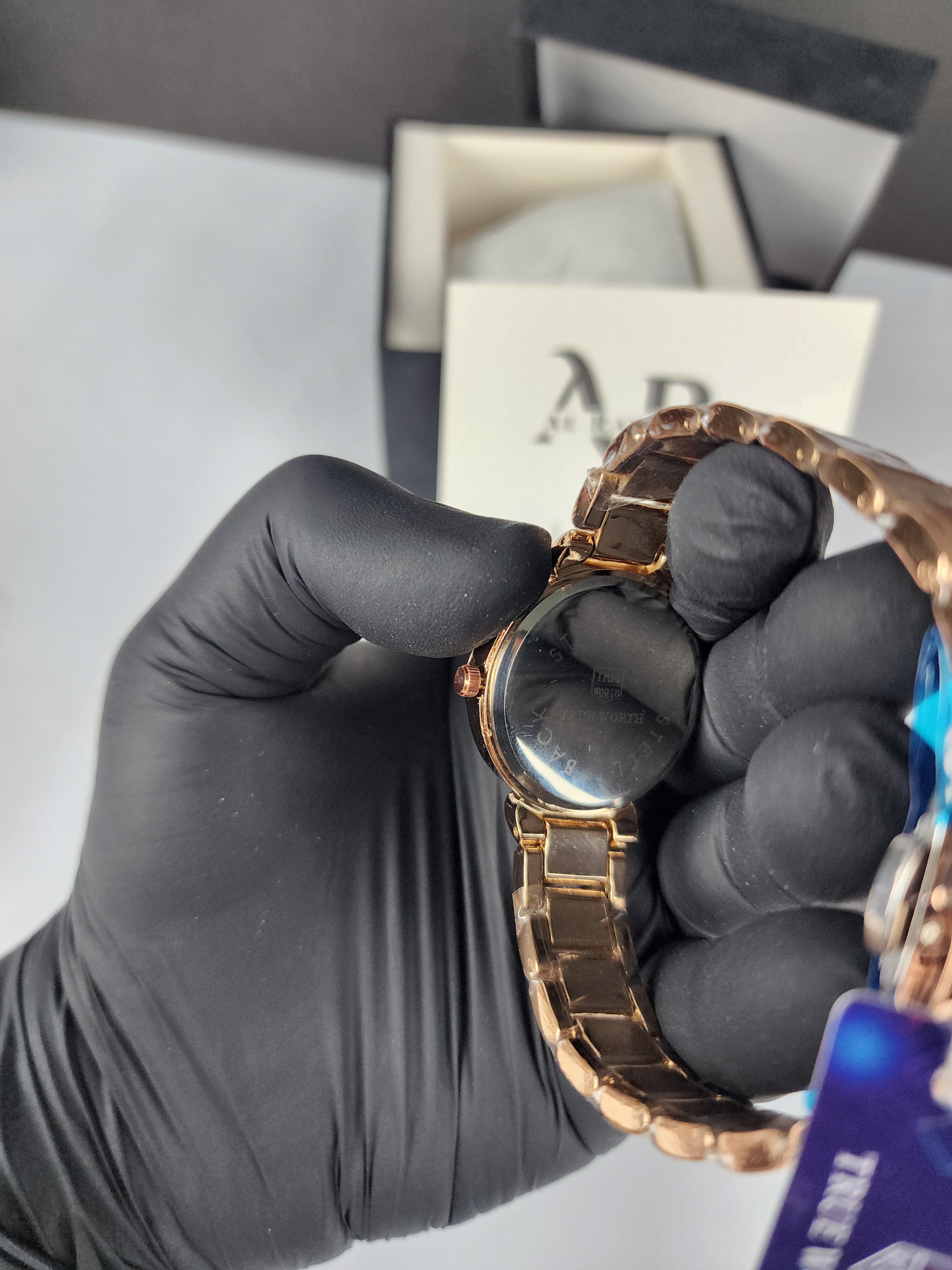True Worth Model 03 - Stone Bezel - Rose Gold