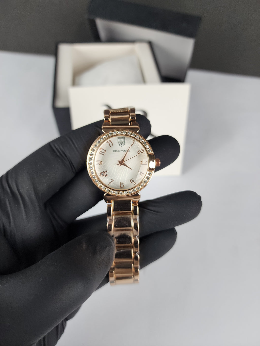 True Worth Model 03 - Stone Bezel - Rose Gold