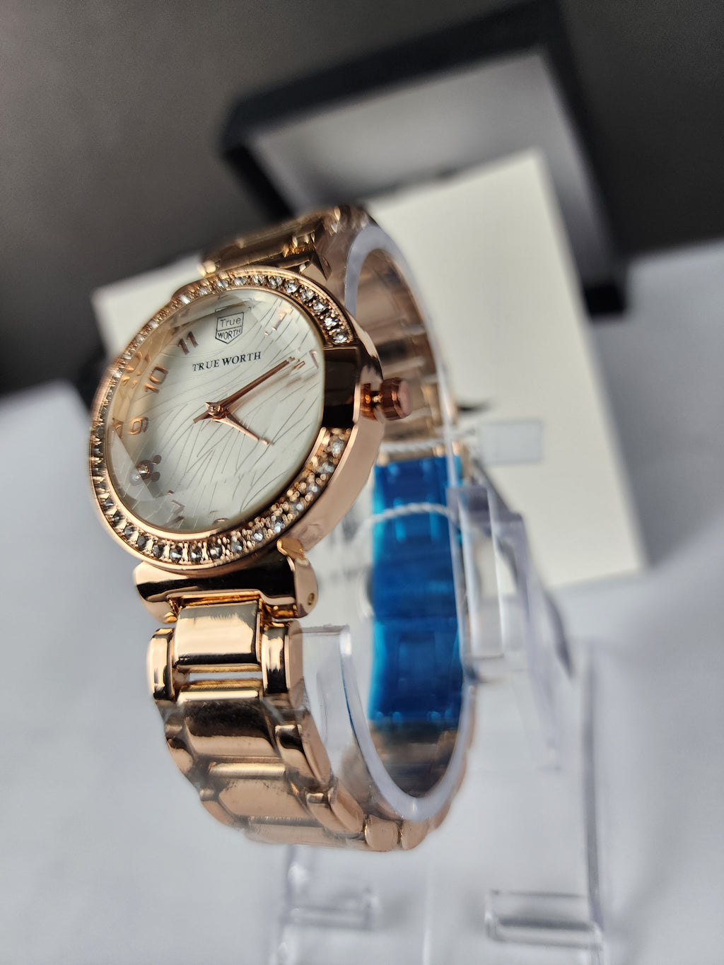 True Worth Model 03 - Stone Bezel - Rose Gold
