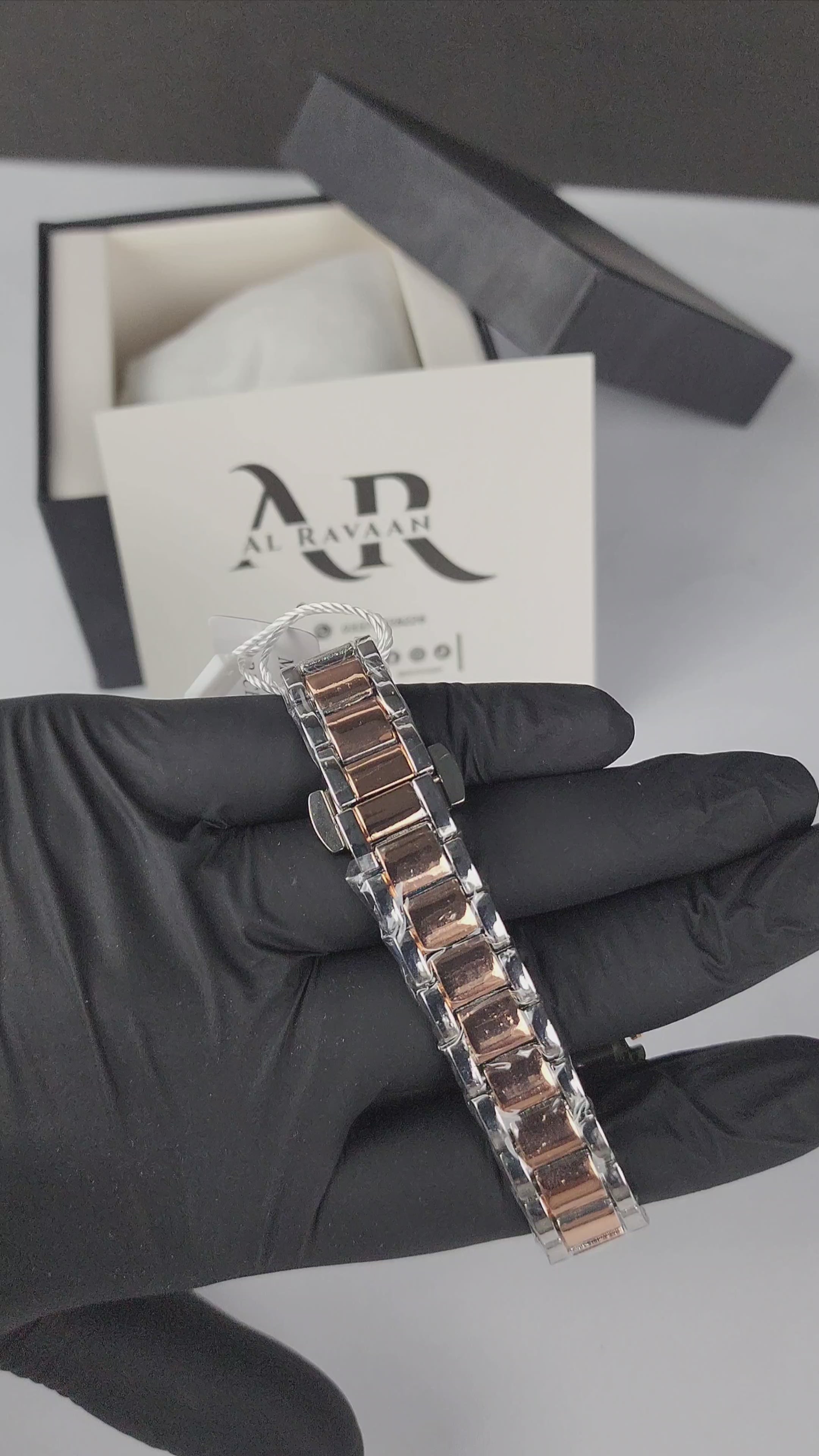 True Worth Model 04 - Two Tone - Rose Gold/Silver